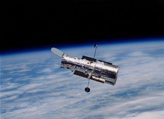 Hubble descubriendo el universo