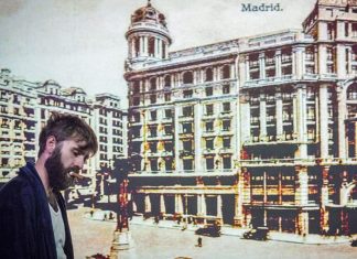 Hemingway Enviado especial en Teatro del Barrio