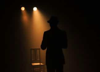 Señor B Algunos desastres de una guerra en Teatro del Barrio