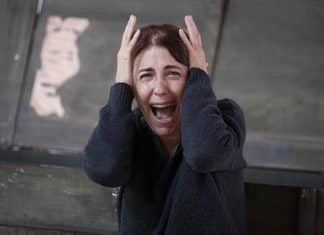 Hombre por necesidad en Teatro del Barrio