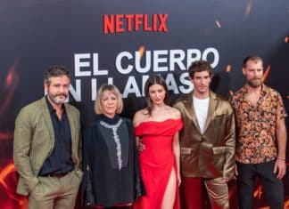 El cuerpo en llamas Premiere