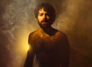 En mitad de tanto fuego en Teatro del Barrio