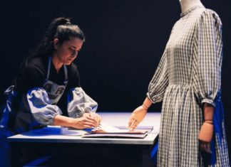 Helen Keller, a muller marabilla en el Teatre Lliure