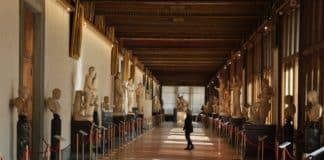 Inside the Uffizi