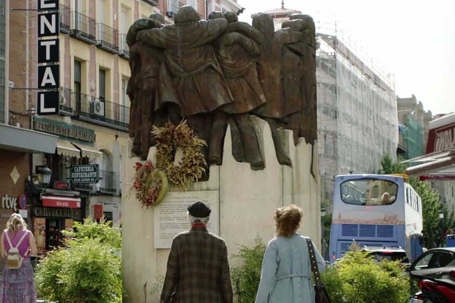 Siete días en mayo documental