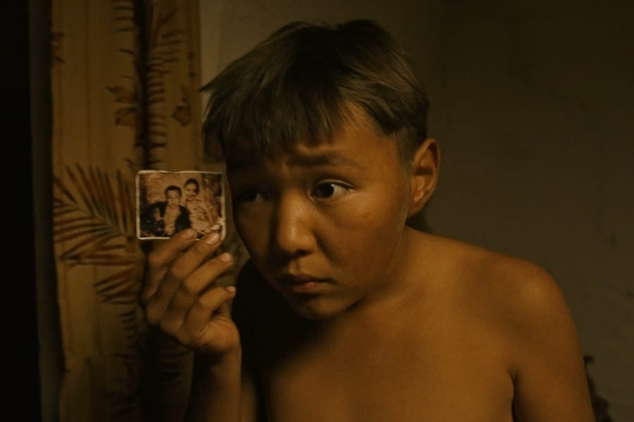 Bauryna salu película