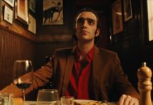 Una cabeza en la pared cortometraje