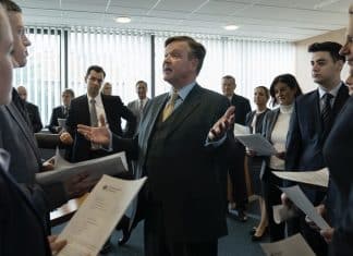 El dinero de otros película