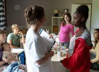 Recién nacidas película