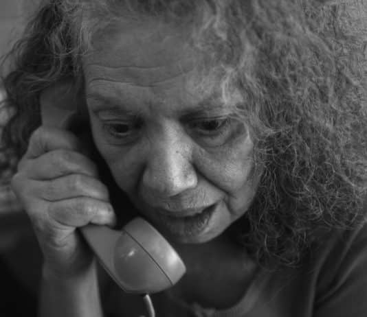 No nos moverán película