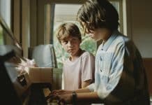 "Young Hearts": Aprender a sentir Young Hearts película