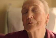 Familiar Touch película