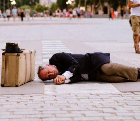 Hoy tengo algo que hacer en Teatro del Barrio en Semana Santa