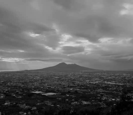 Pompeya Bajo las nubes