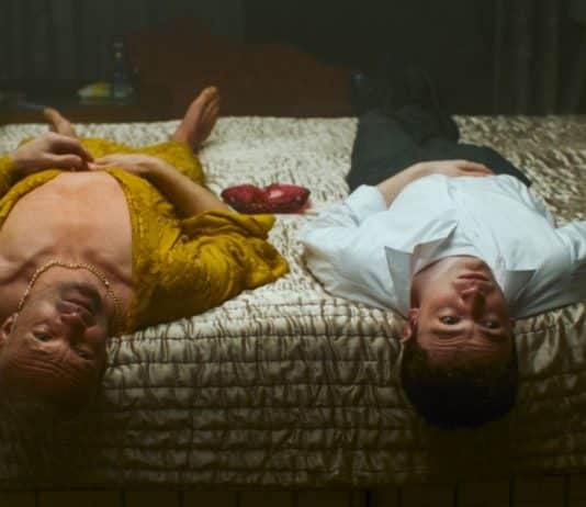 Truly Naked película