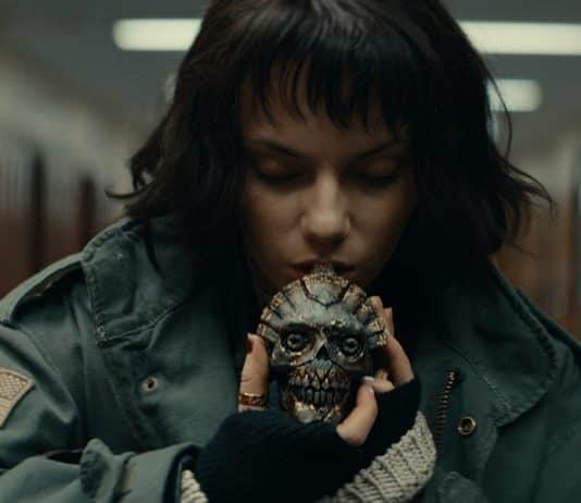 Whistle El silbido del mal