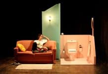 "Viernes Noche" llega a la Sala AZarte para hurgar en la insatisfacción crónica juvenil desde el 10 de abril Viernes Noche en Sala AZarte