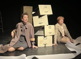 Quien sea llega tarde en Teatros del Canal