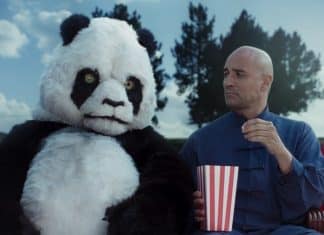 Una pistola, una bala y un oso panda