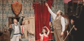 La función que sale mal en Teatro Amaya